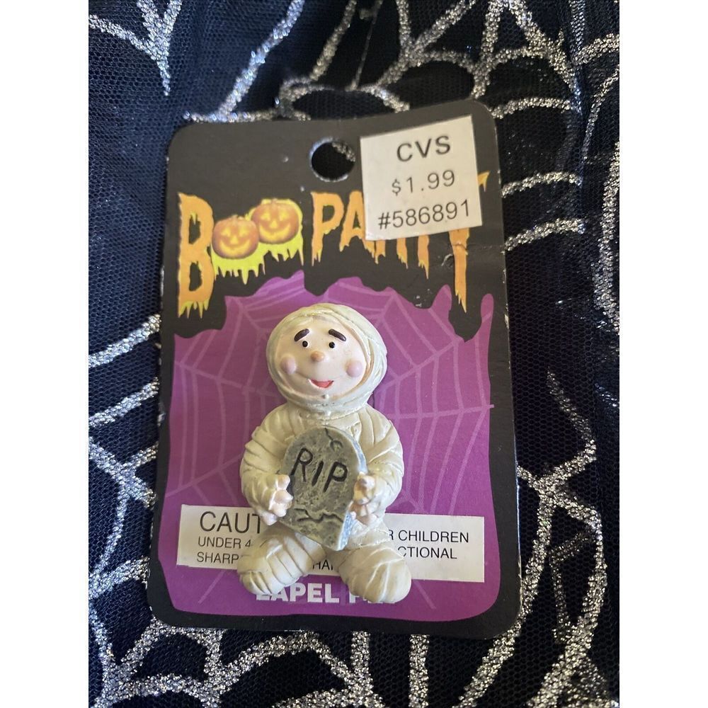 Halloween Vintage 1997 CVS Boo Party HALLOWEEN LAPEL PIN #586891 MUMMY
